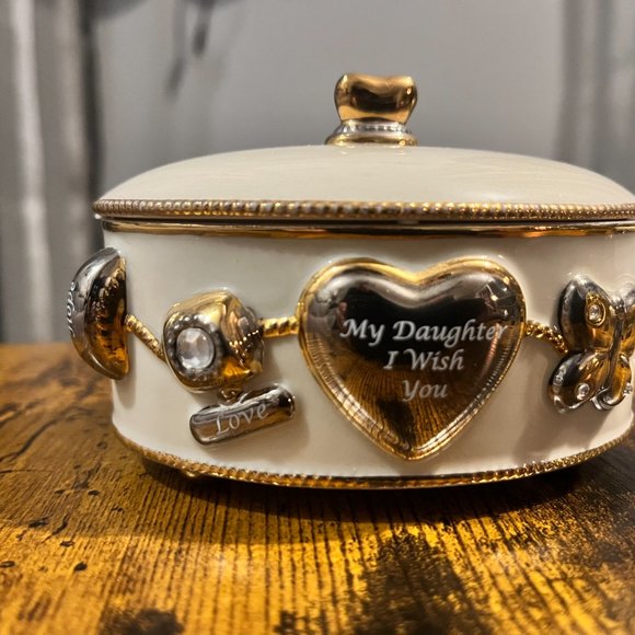 Music Box - Picture 3 of 4